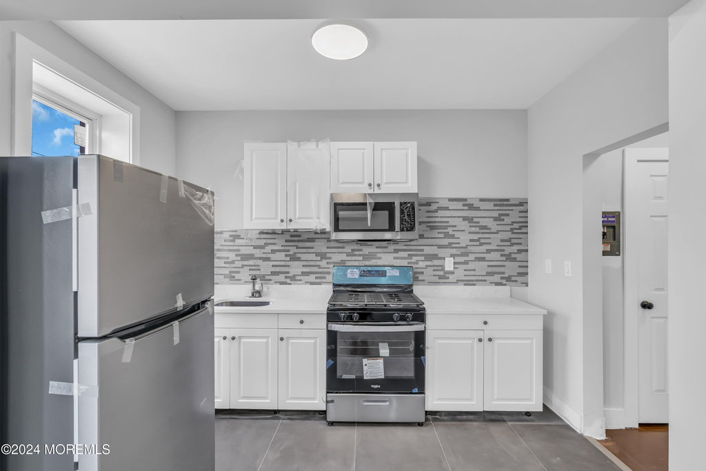 922 4th Avenue - Photo 11