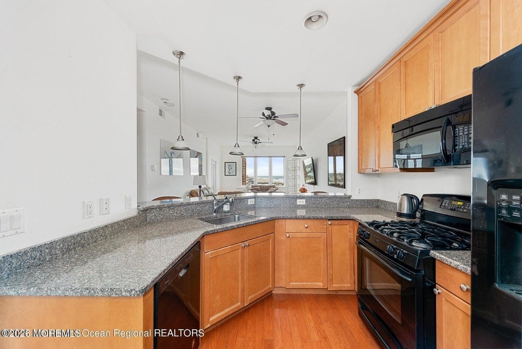 1501 Ocean Avenue - Photo 6