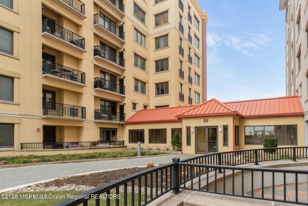 1501 Ocean Avenue - Photo 32