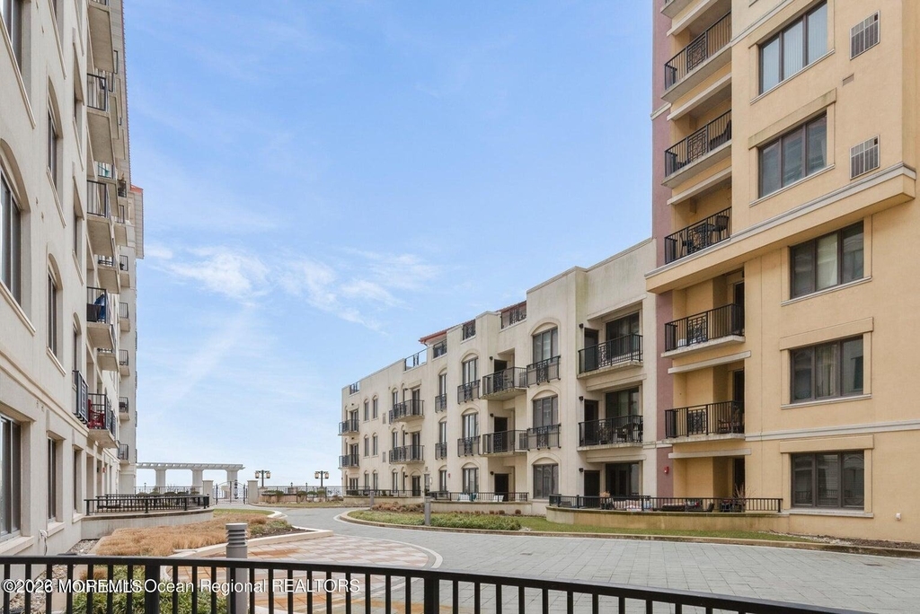 1501 Ocean Avenue - Photo 33