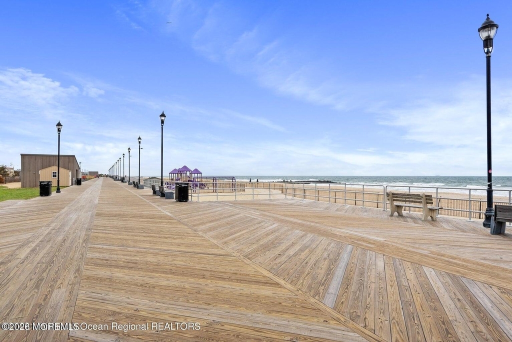 1501 Ocean Avenue - Photo 23