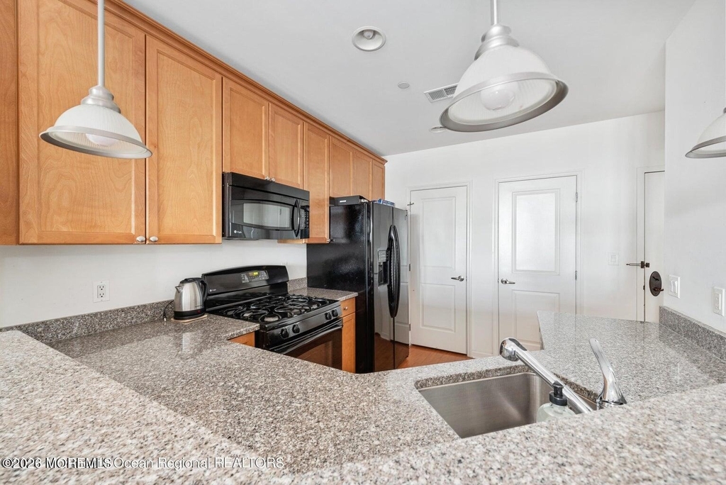 1501 Ocean Avenue - Photo 9