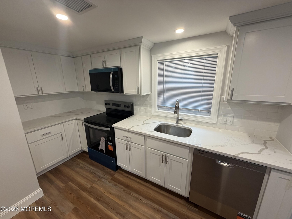 135 Nautilus Drive - Photo 5