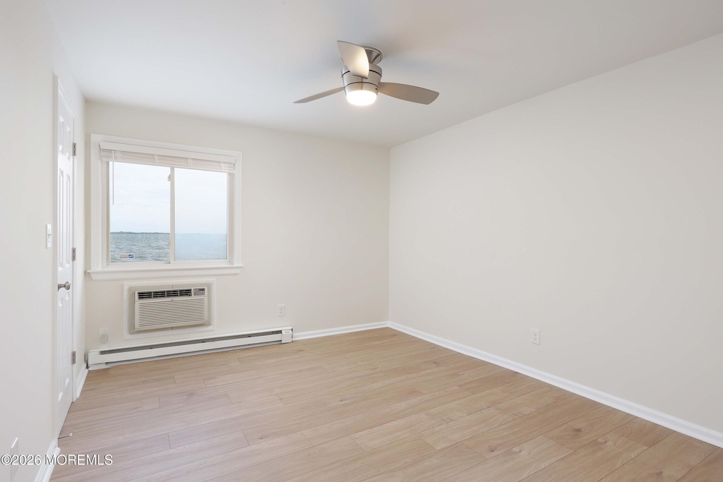330 Shore Drive - Photo 2