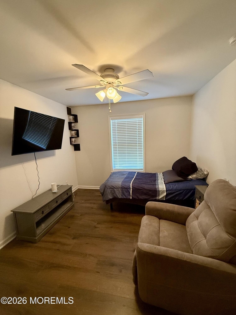 504 4th Avenue - Photo 32