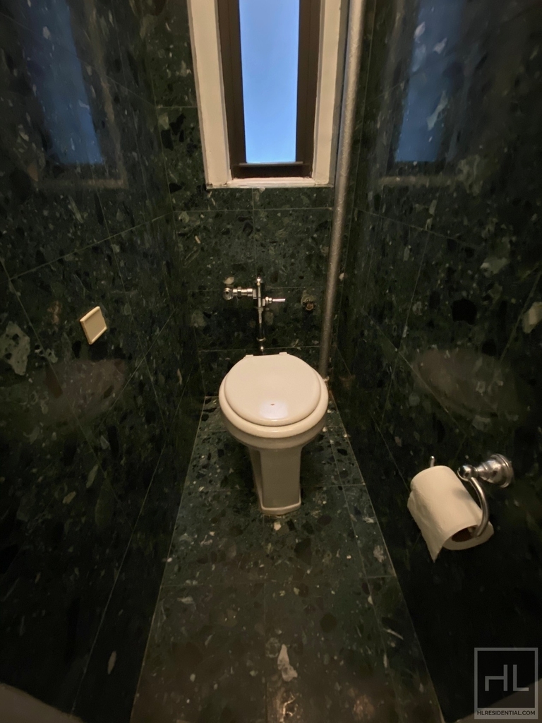 West 55th Street - Photo 3
