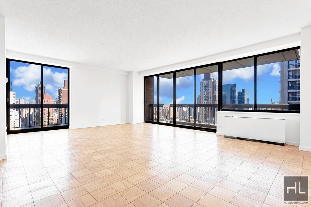 East 58th Street - Photo 0