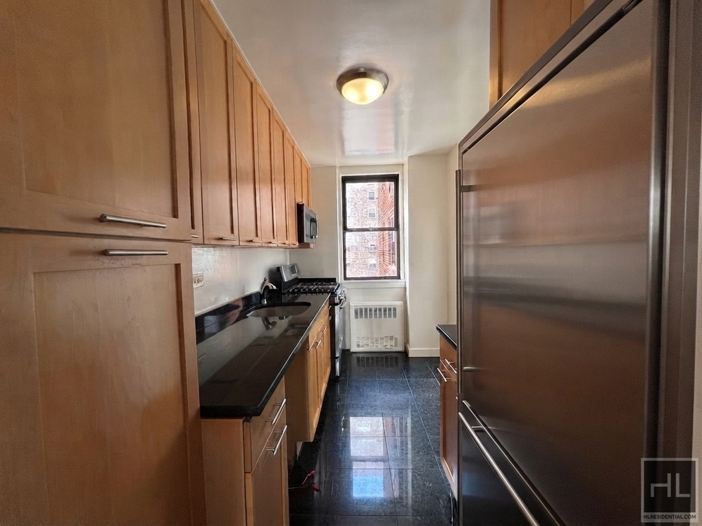 East 79th Street - Photo 1