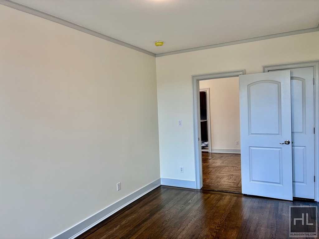 79 Street - Photo 17