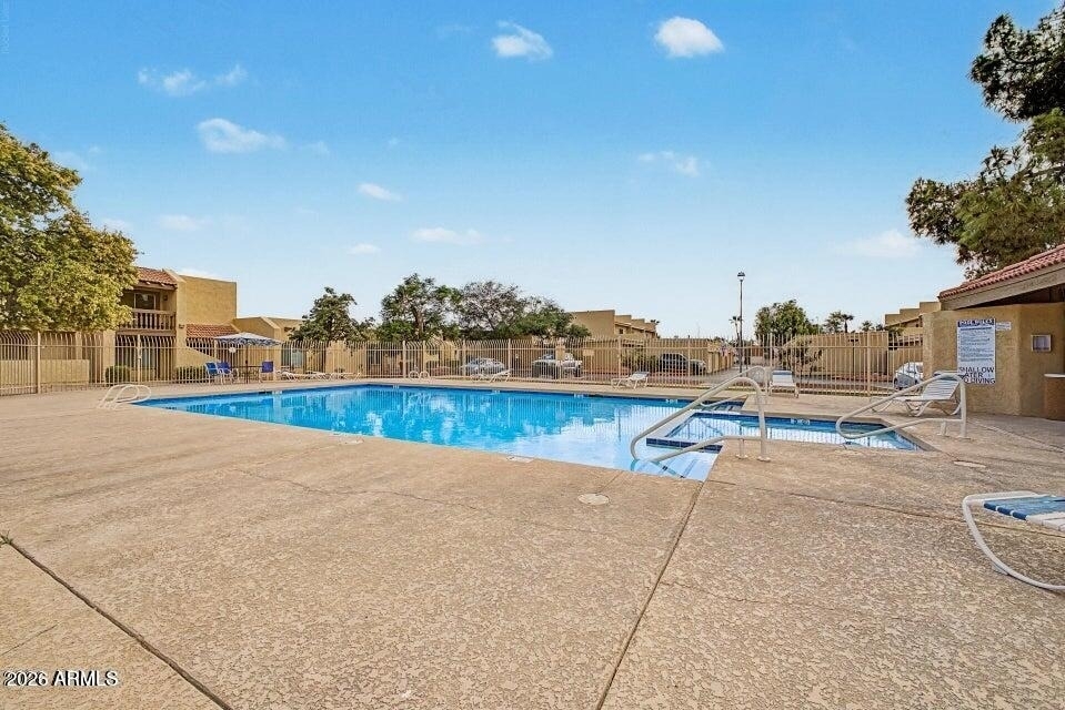 5816 W Crocus Drive - Photo 32