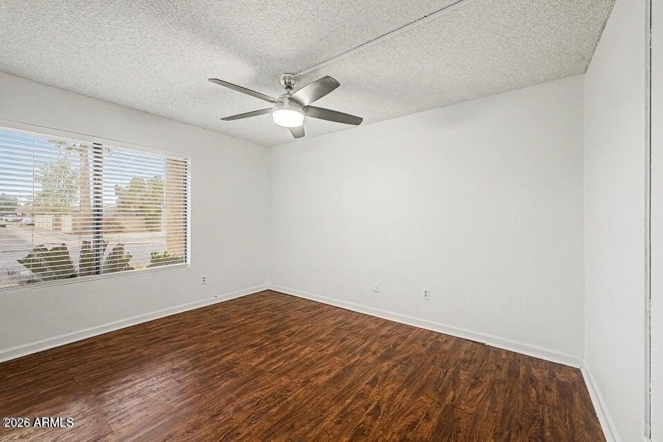 5816 W Crocus Drive - Photo 23