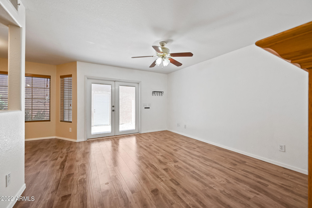 2875 W Highland Street - Photo 8