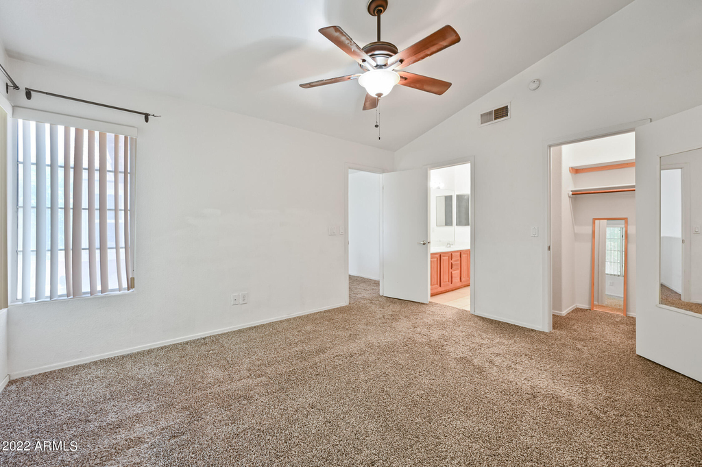 2875 W Highland Street - Photo 17