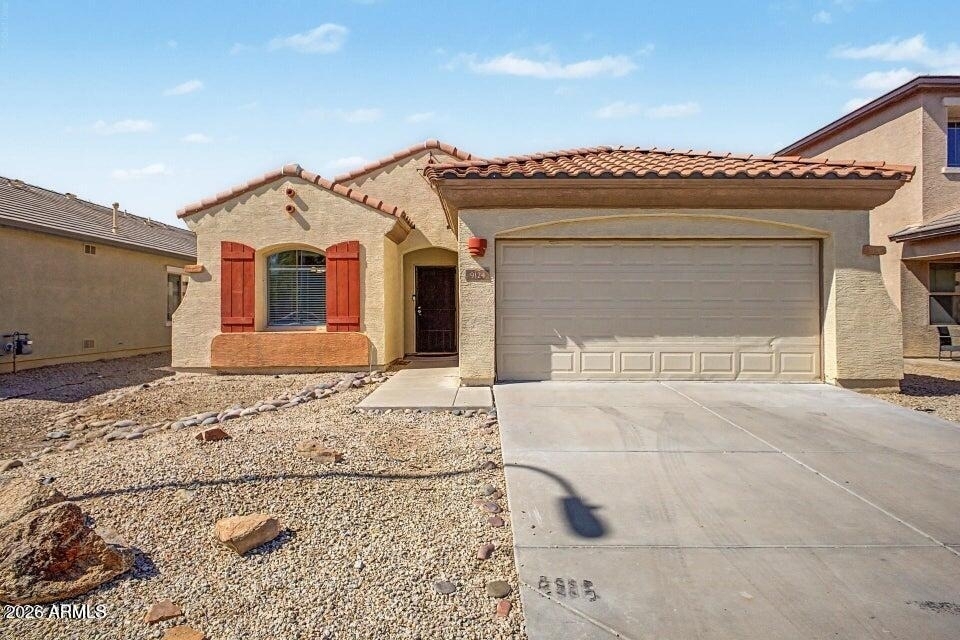 9124 W Berkeley Road - Photo 0