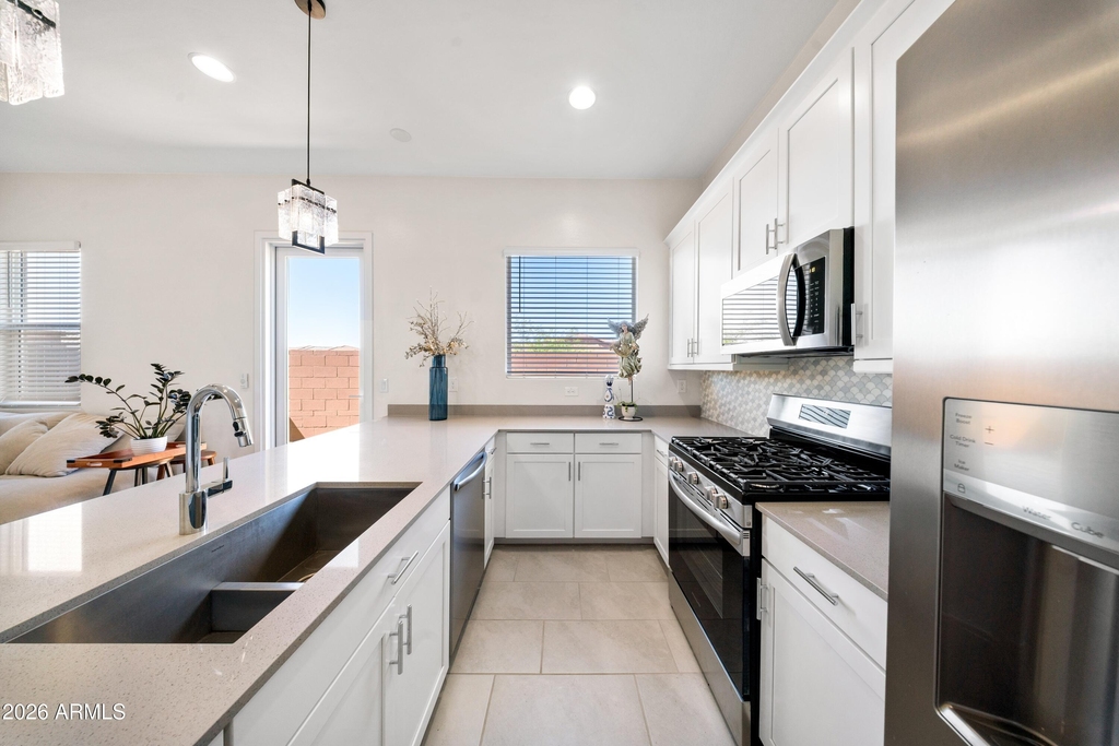 25329 N 167th Drive - Photo 4
