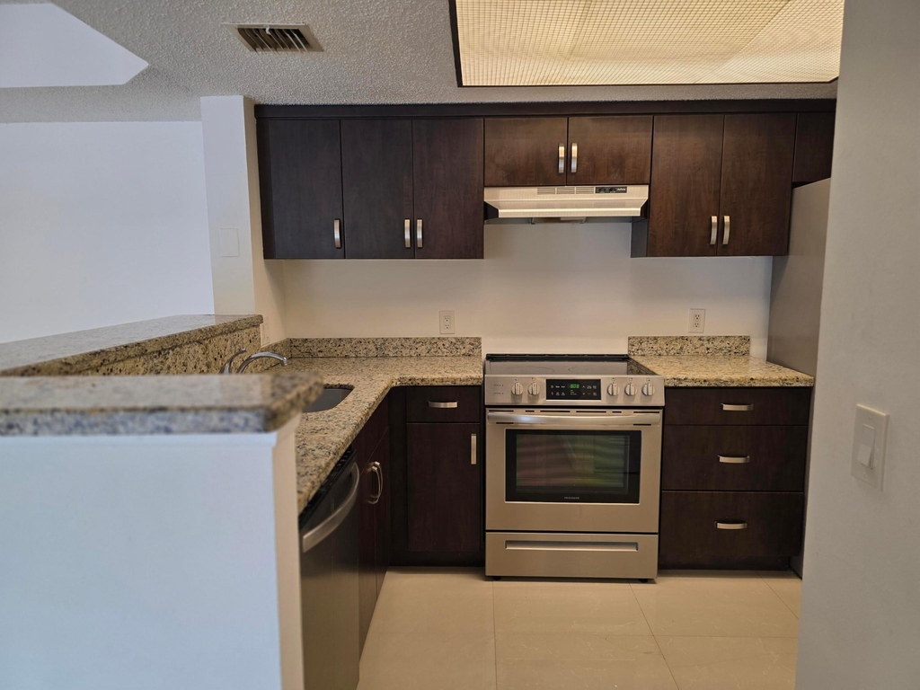 5055 Wiles Road - Photo 3