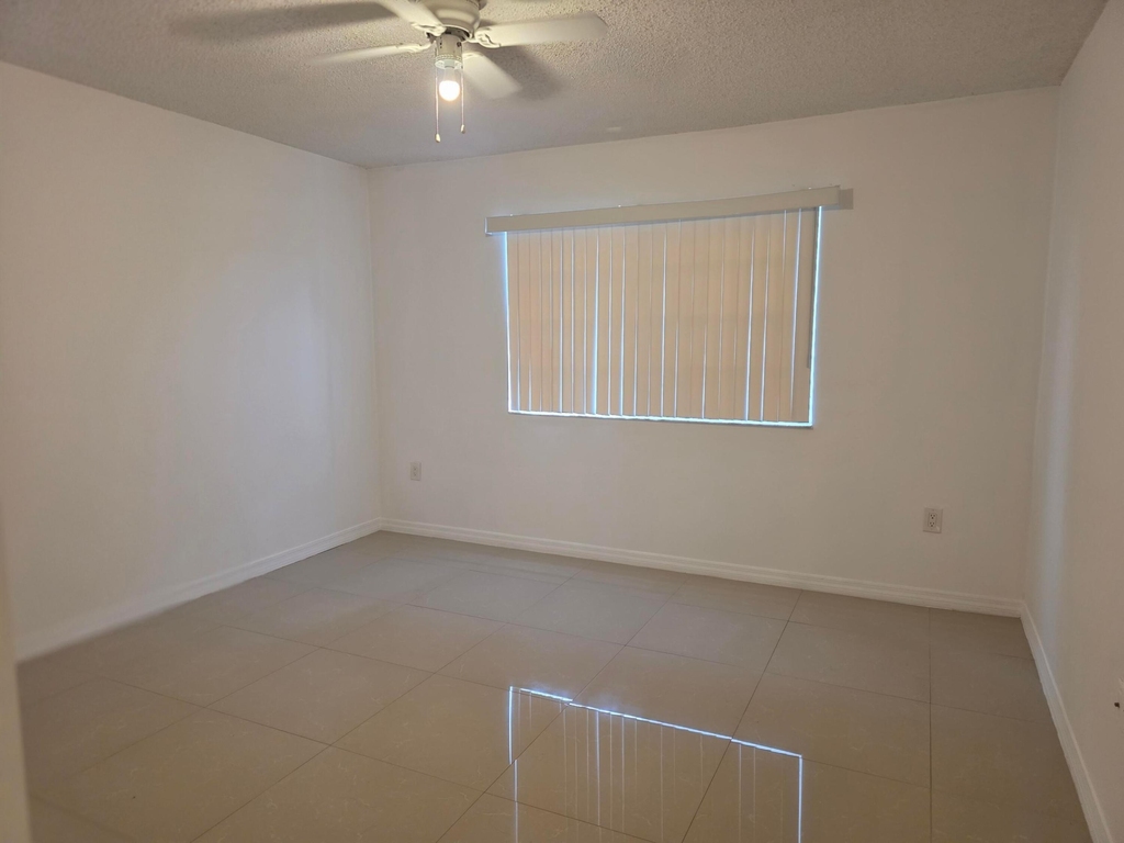 5055 Wiles Road - Photo 10