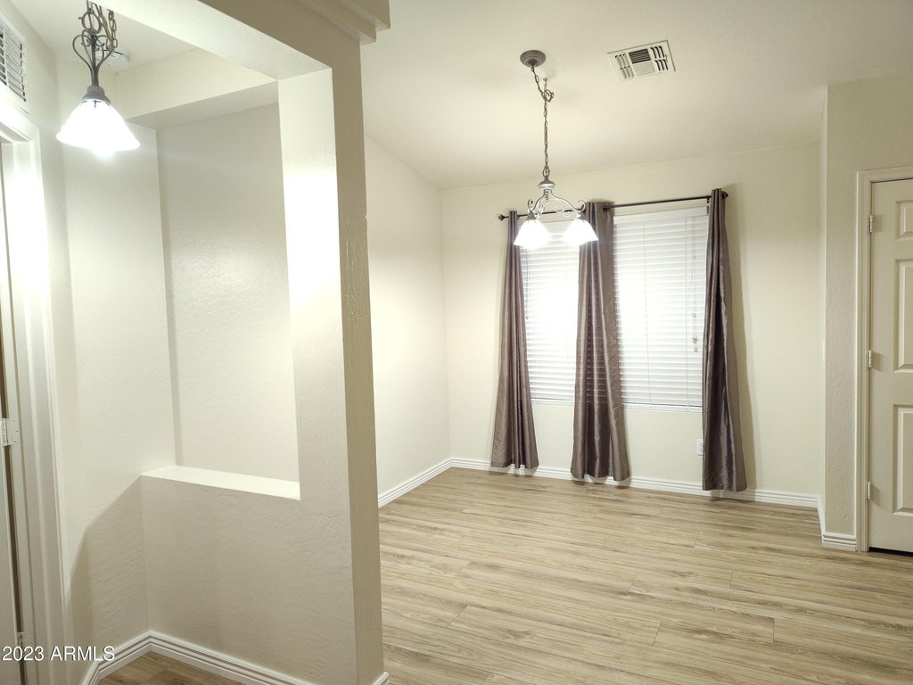 5824 E Valley View Drive - Photo 11