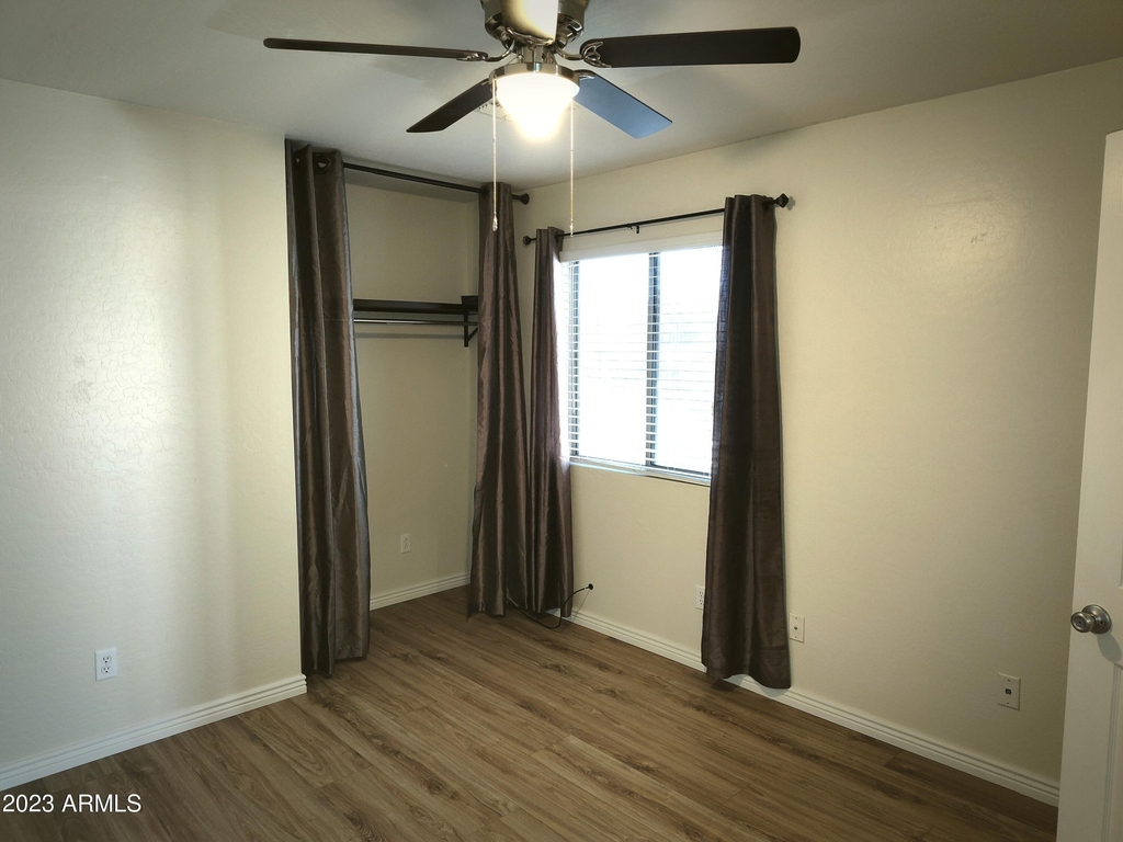 5824 E Valley View Drive - Photo 18