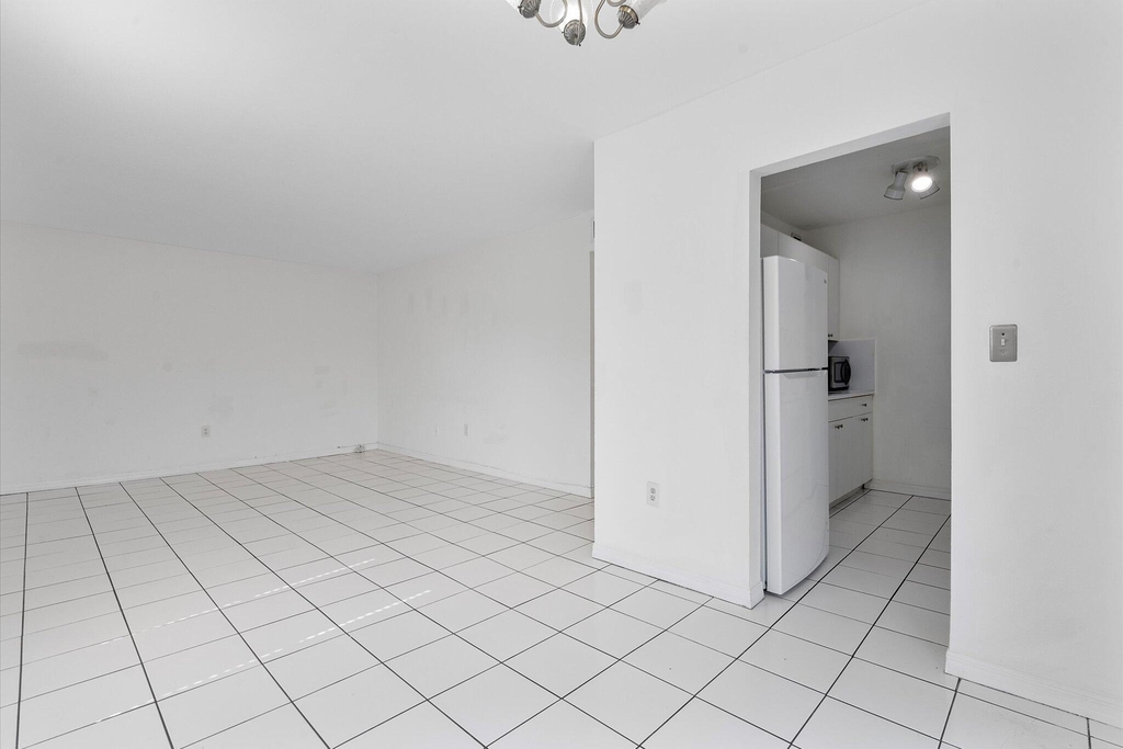 2138 Sw 6 Street - Photo 4
