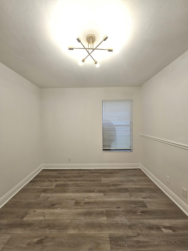 1581 Windorah Way - Photo 7