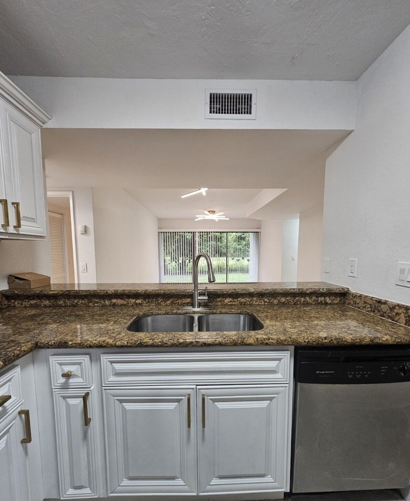 1581 Windorah Way - Photo 3