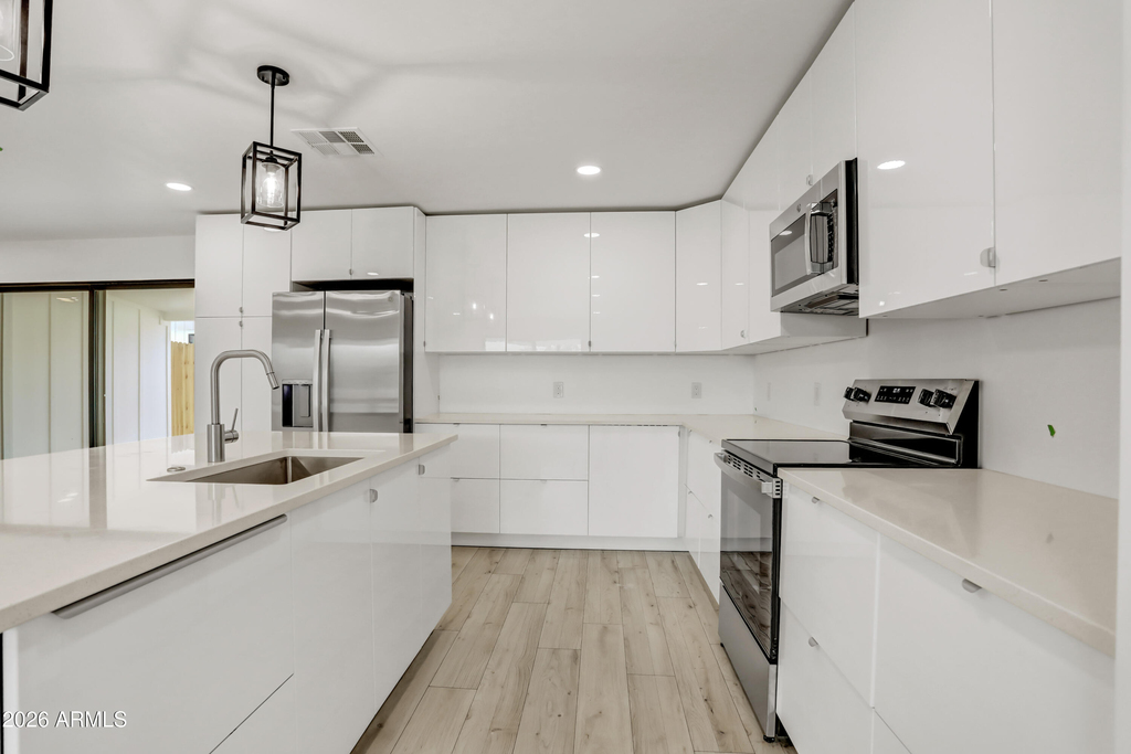 1050 N 74th Street - Photo 9
