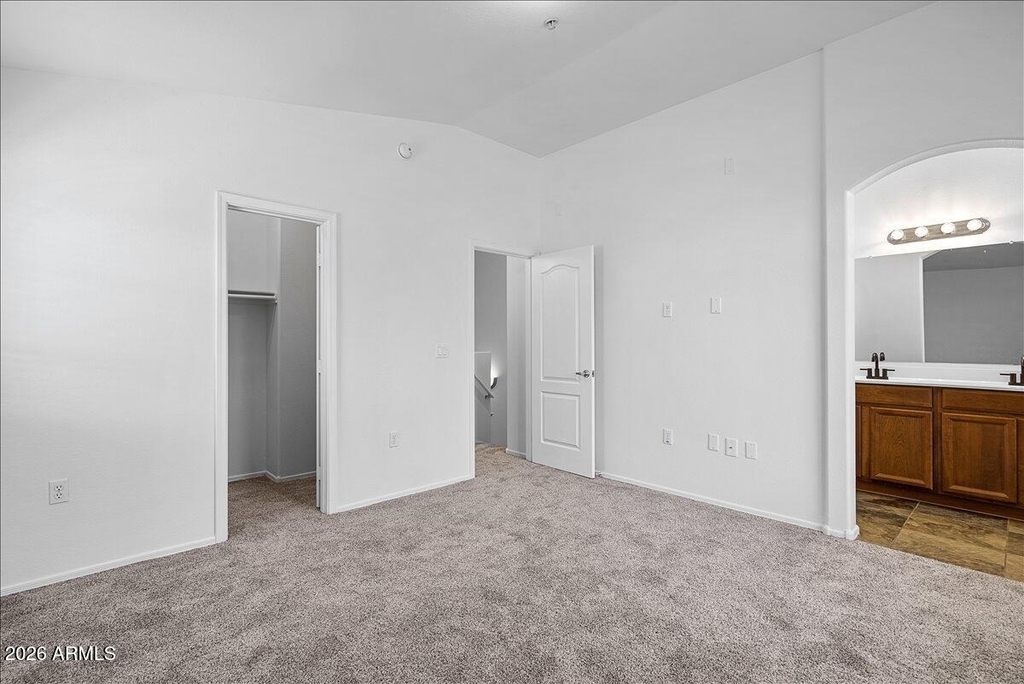 2402 E 5th Street - Photo 17