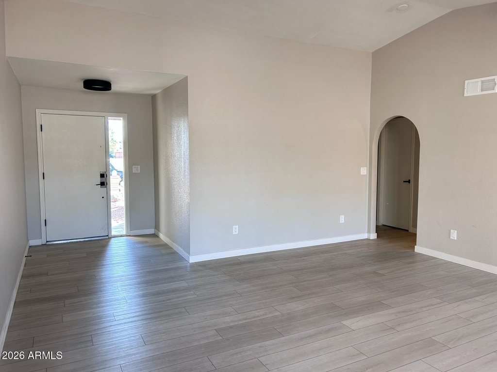 6221 E Gelding Drive - Photo 6