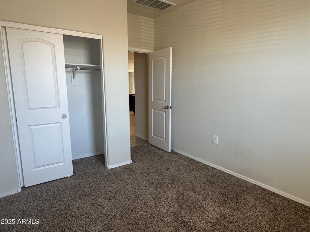 36091 W Seville Drive - Photo 4