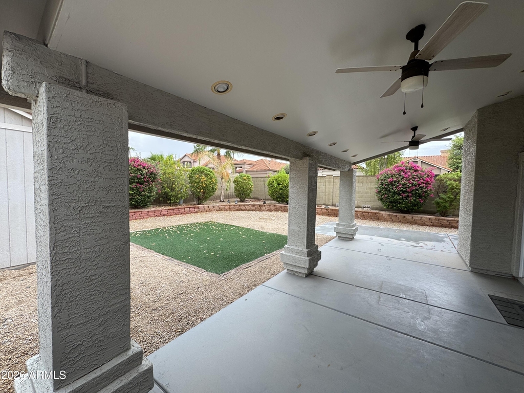 16810 S 13th Place - Photo 18
