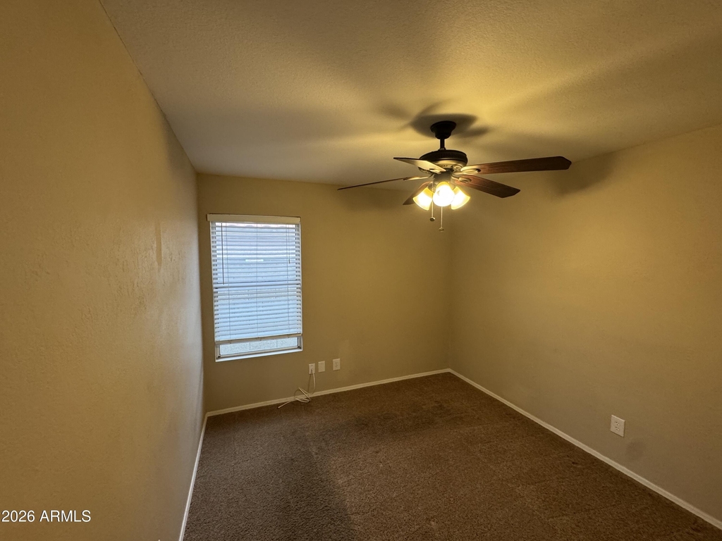 16810 S 13th Place - Photo 12
