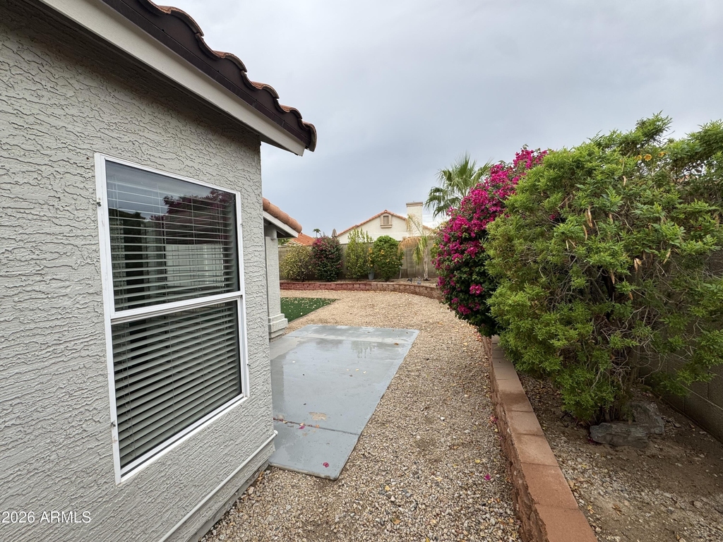 16810 S 13th Place - Photo 16