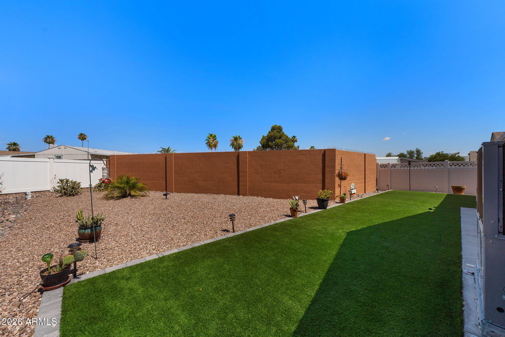 8840 E Sunland Avenue - Photo 18