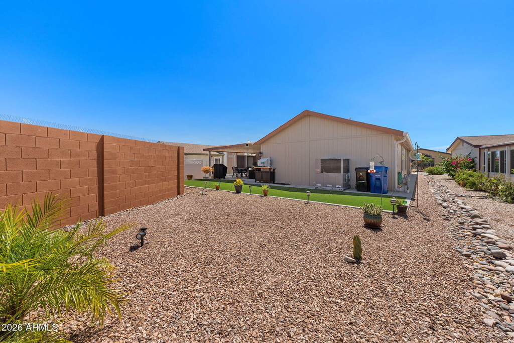 8840 E Sunland Avenue - Photo 19