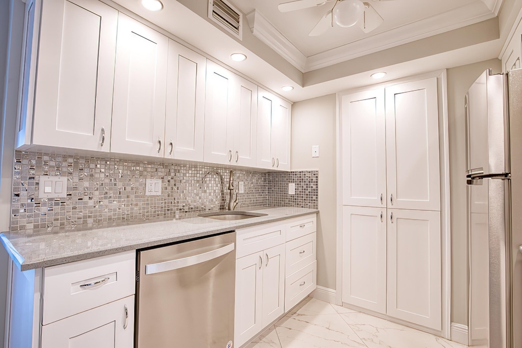 111 Briny Avenue - Photo 6
