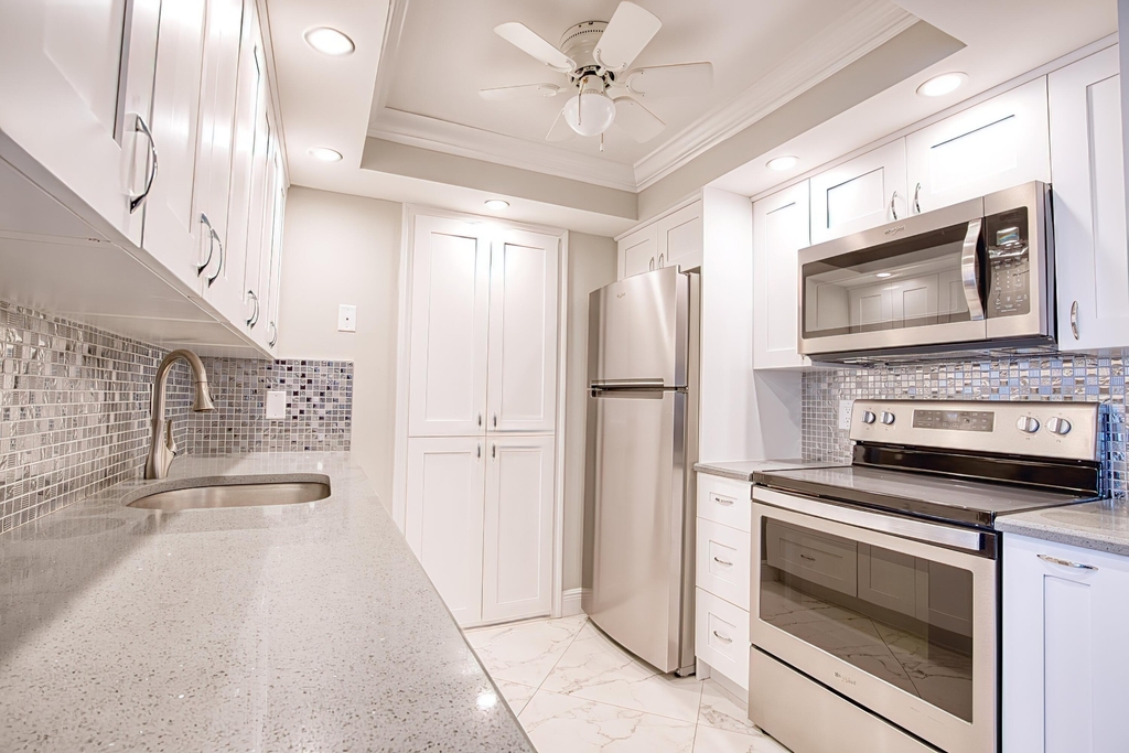 111 Briny Avenue - Photo 4