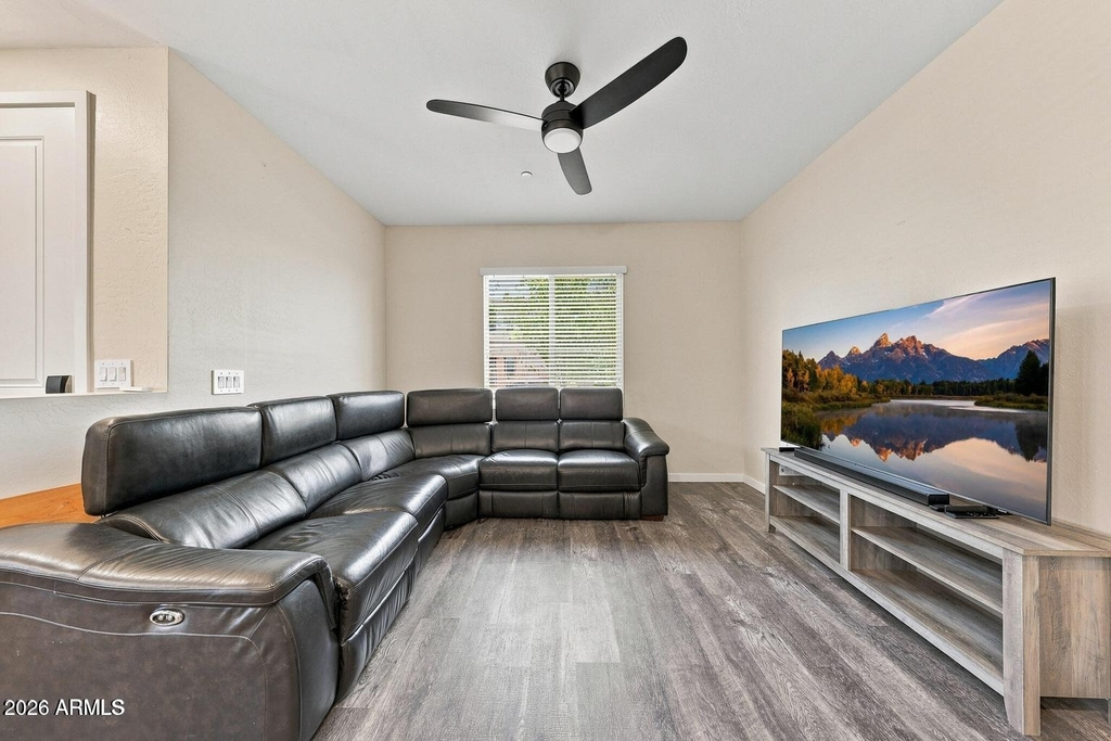 779 E Doral Avenue - Photo 6