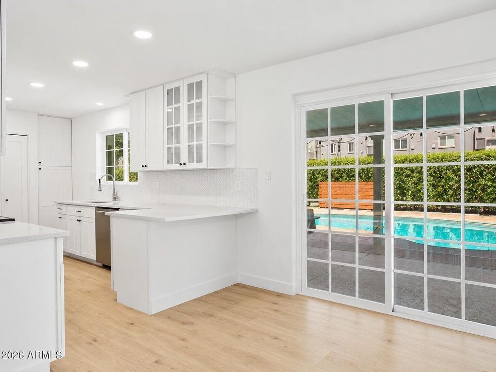 7616 E 3rd Street - Photo 5