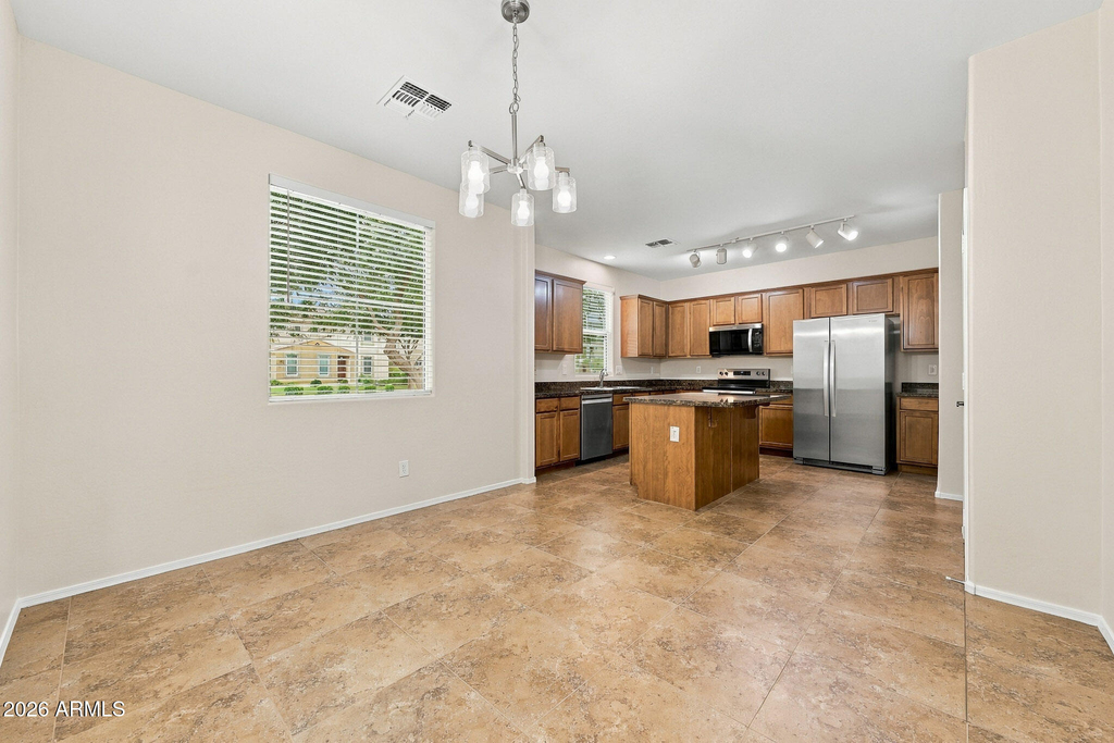 4081 E Oakland Street - Photo 8