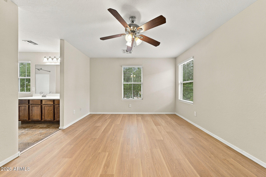 4081 E Oakland Street - Photo 14