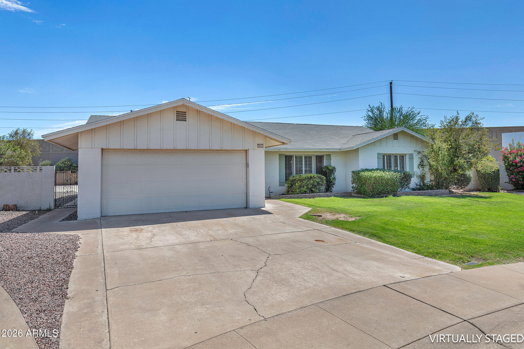 3933 S Pine Street - Photo 2