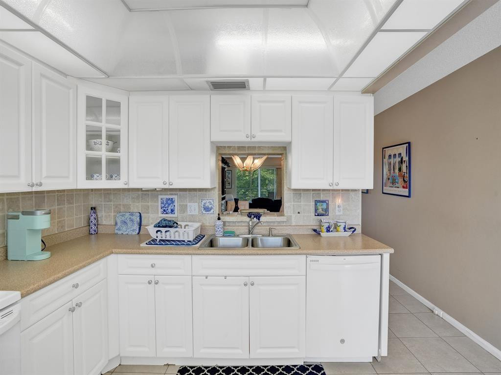 2003 Granada Drive - Photo 7