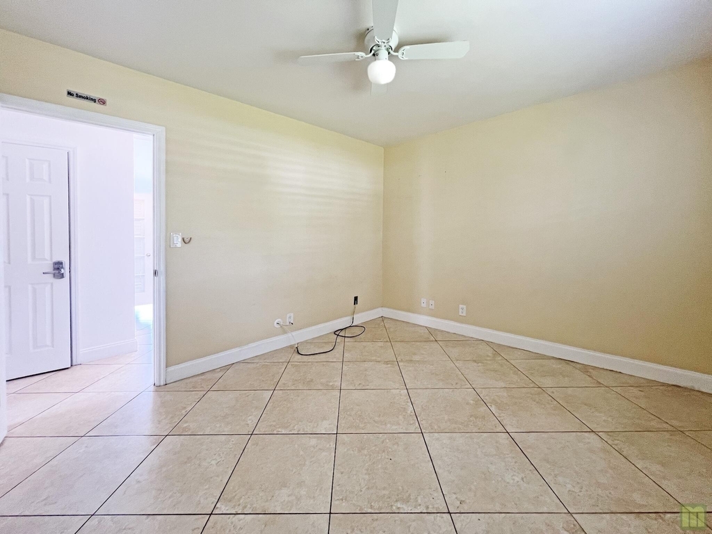 4975 Nw 6th Street - Photo 16