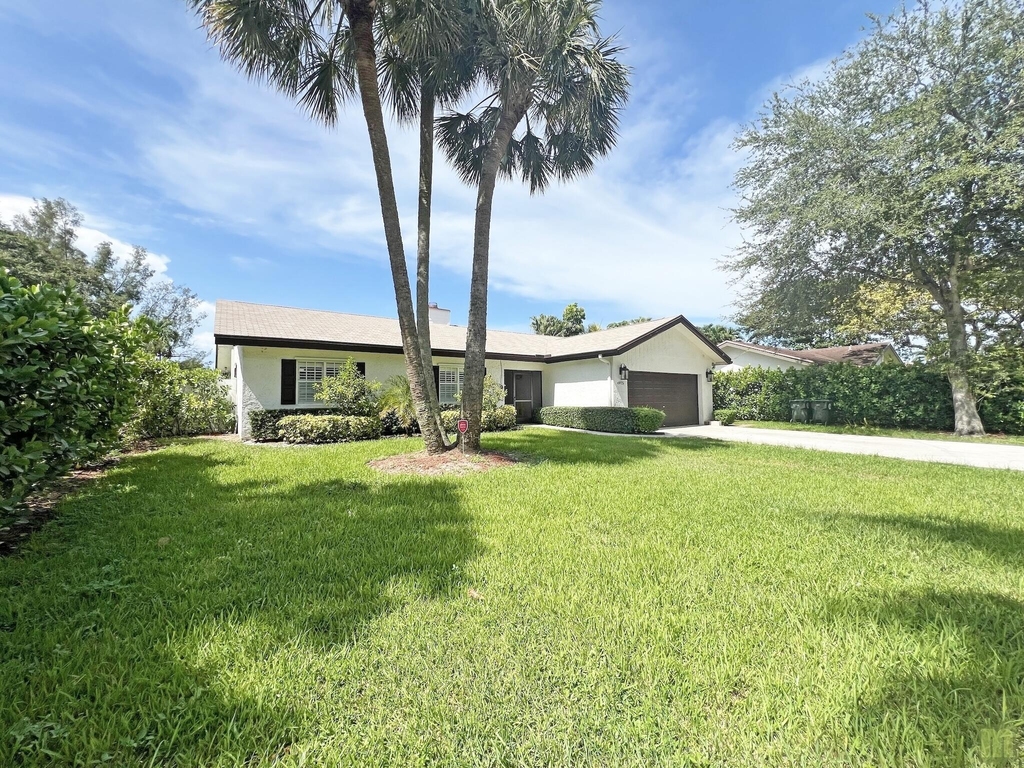 4975 Nw 6th Street - Photo 0
