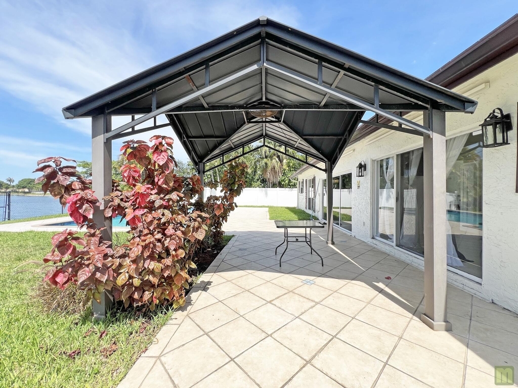 4975 Nw 6th Street - Photo 25