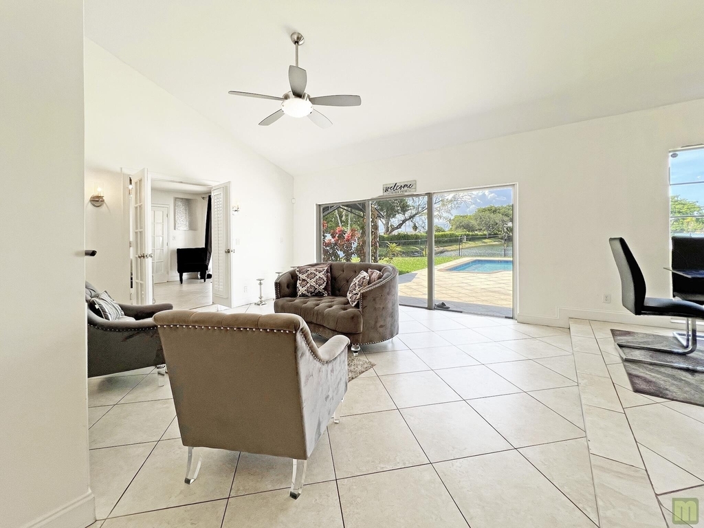 4975 Nw 6th Street - Photo 4