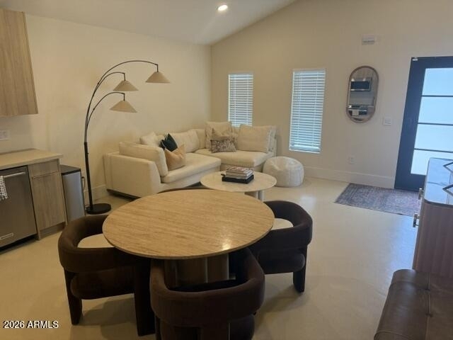 2303 E Weldon Avenue - Photo 6