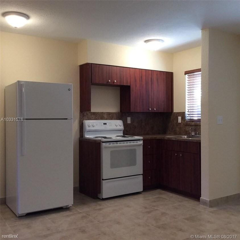 2175 Ne 169th Street - Photo 1