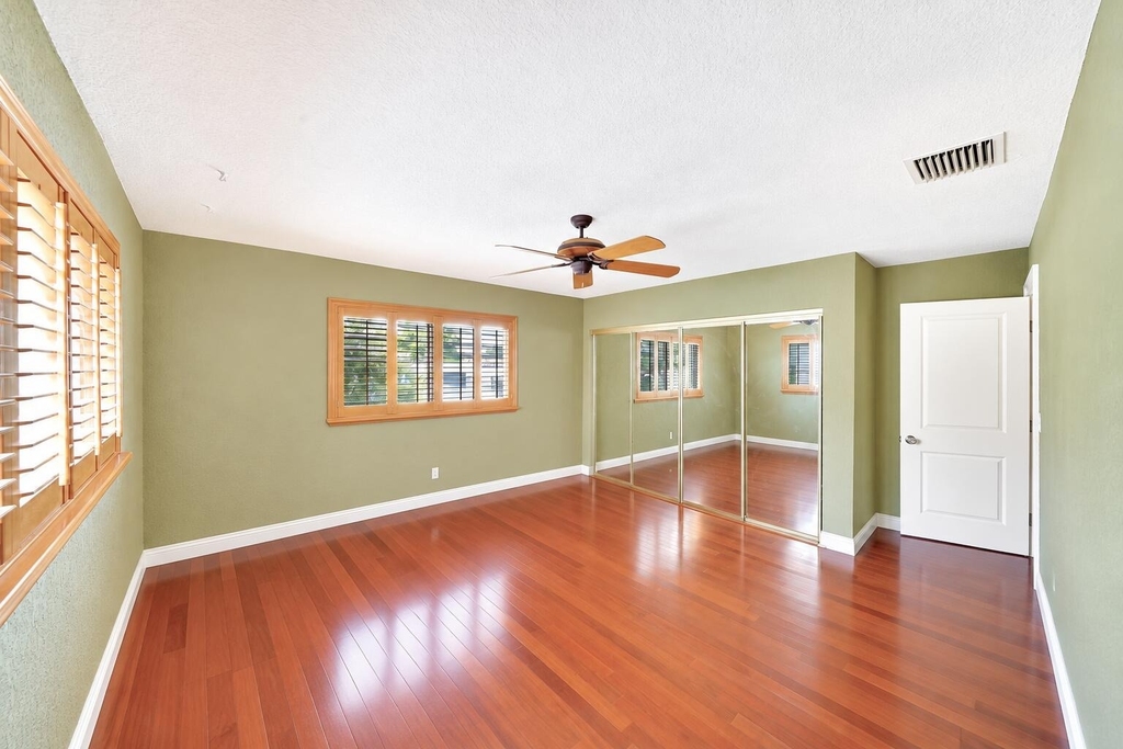 2701 Middle River Drive - Photo 12